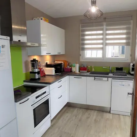 Tatil Evi Maison Vaux-sur-mer, 4 Pieces, 6 Personnes - Fr-1-305a-27 *
